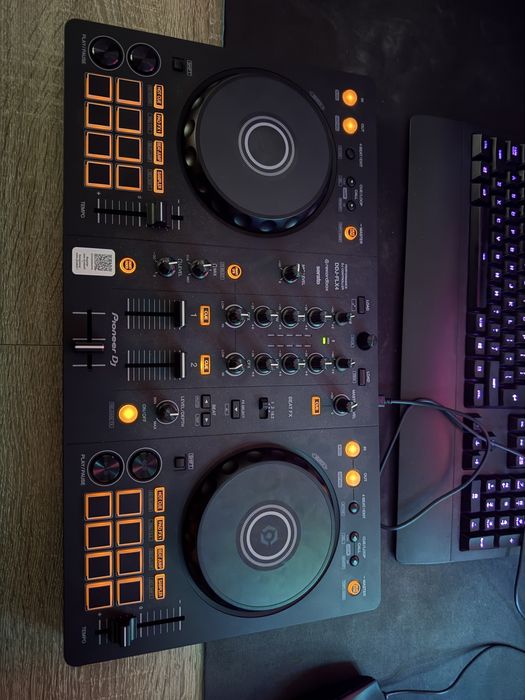 Kontroler pioneer ddj flx 4