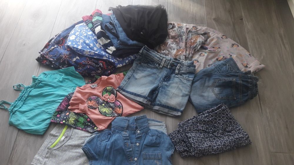 Zestaw letnich ubrań dla dziewczynki 98-104