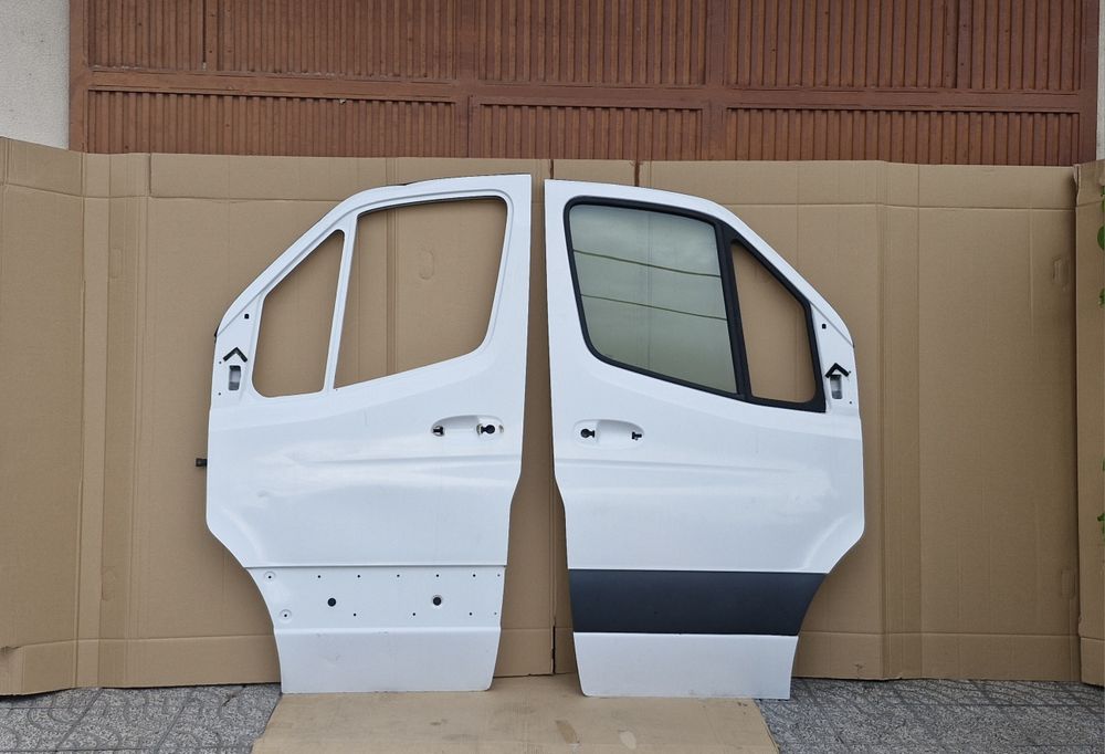 Porta, portas Mercedes Sprinter (W907, 910).2018/2025.