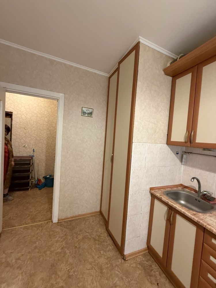 Продається 3 кімнатна квартира на Східному -1