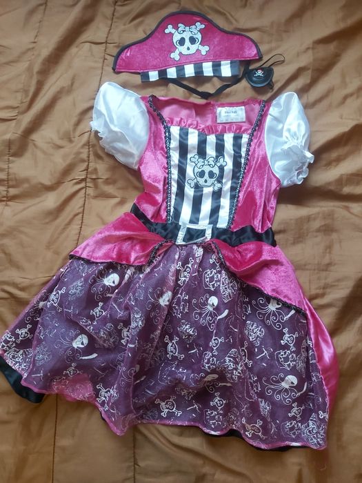 Strój karnawałowy PIRATKA roz 140 nr 8