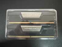 Memórias RAM - Kit 32GB (2 x 16GB) DDR5 6400MHz Vengeance CL36