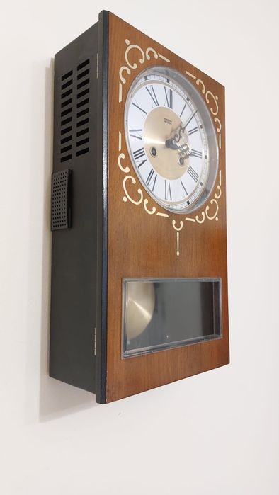 Zegar Metron 1982 rok, po renowacji z instrukcją