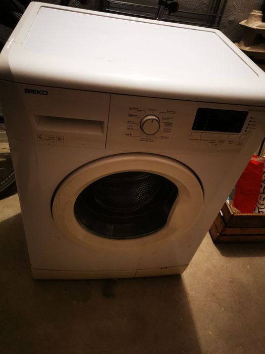 Pralka Beko uszkodzona