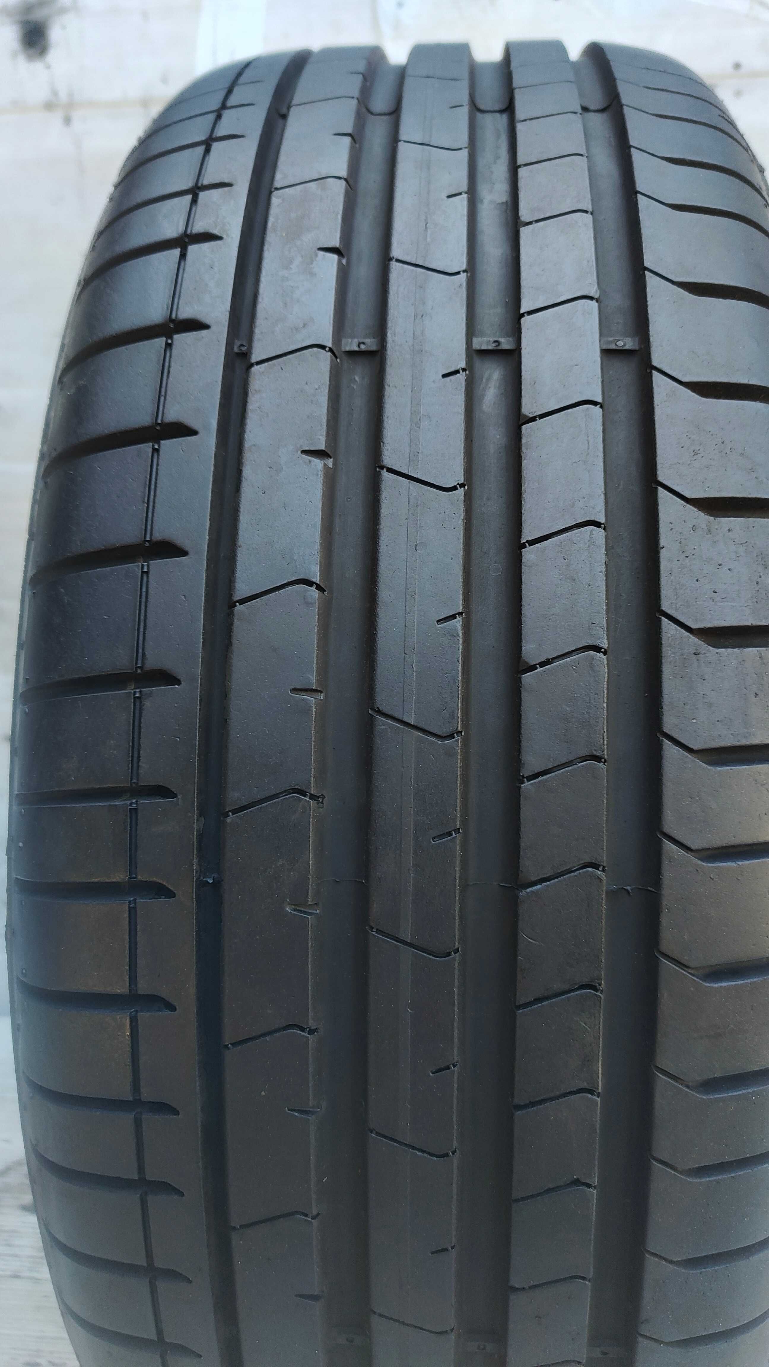 Opona Letnia 225/40/19 Pirelli 7,5mm 2022r