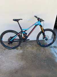 Bicicleta de BTT Mondraker Dune XR carbono tamanho M