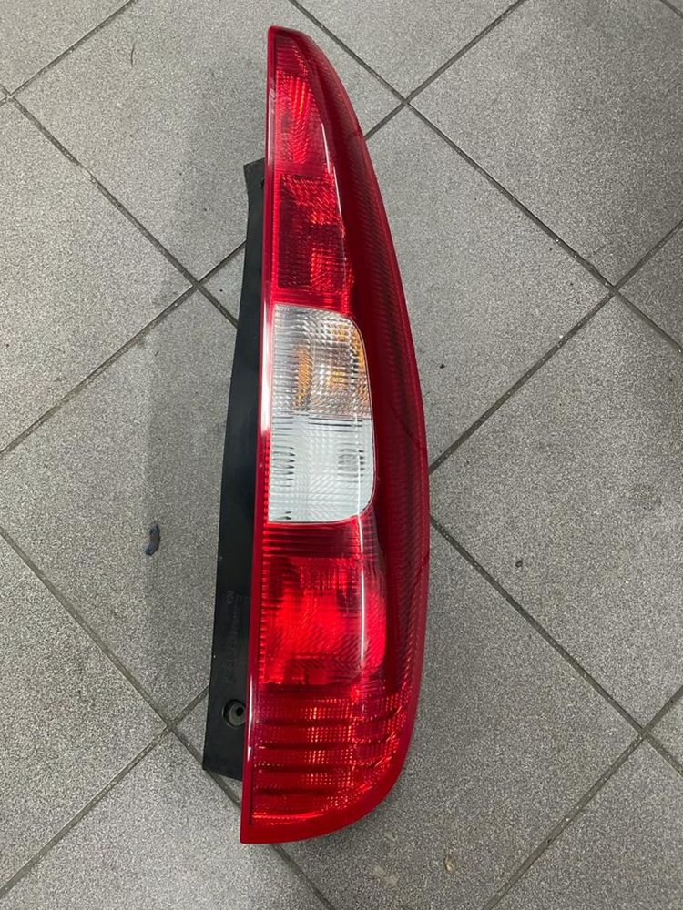 Lampa prawa tył mitsubishi colt VI 5 drzwi europa wysyłka f-vat