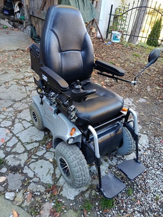 Wózek inwalidzki elektryczny