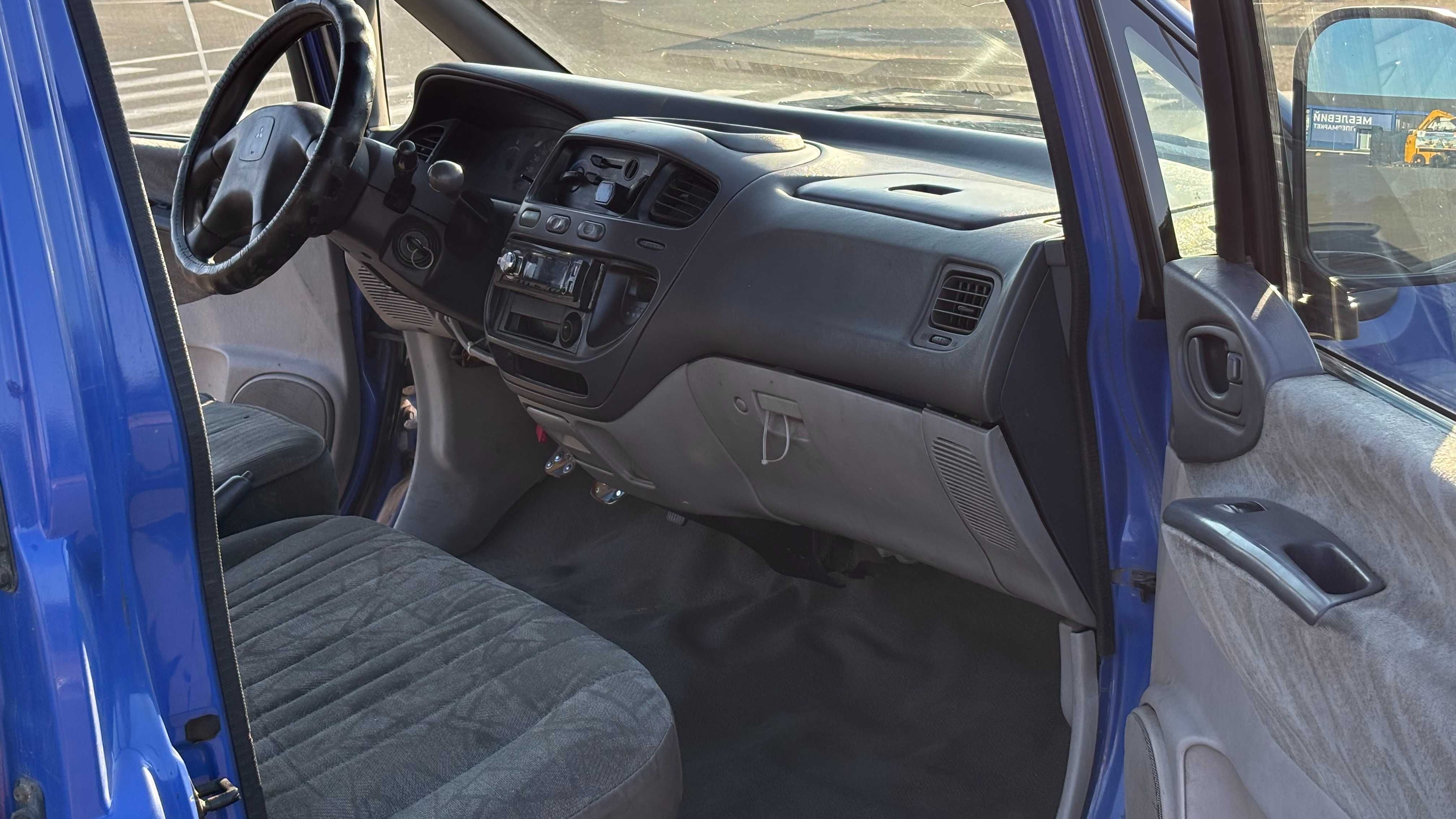 Продам Mitsubishi L 400 2000 года