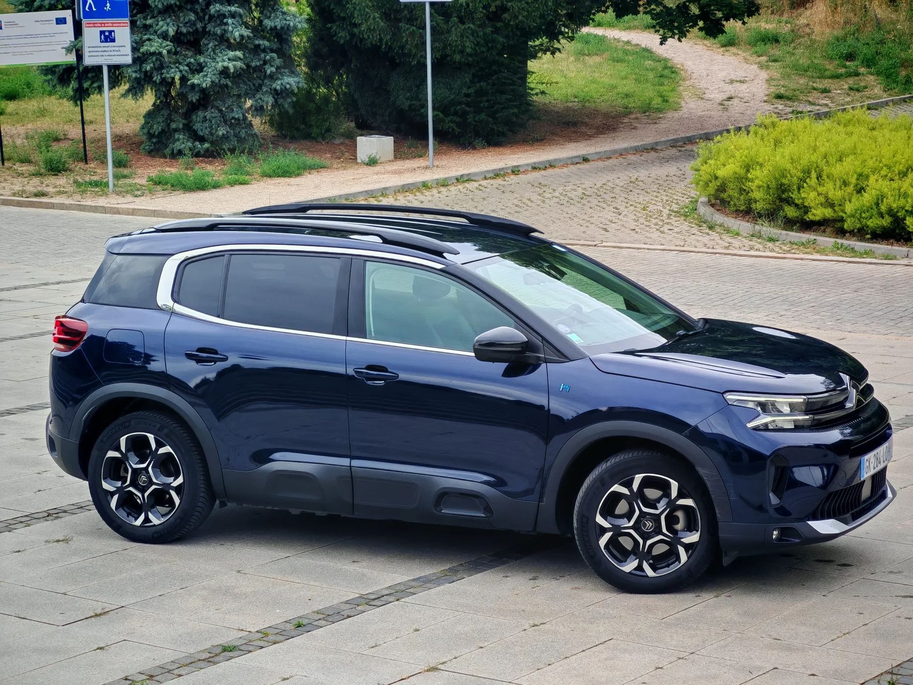 Citroën C5 Aircross Oszczędny Hak Alcantara Ładowarka