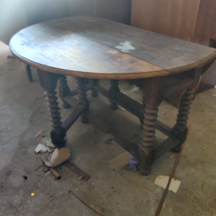 Walnut Drop-Leaf Table64286579608066121