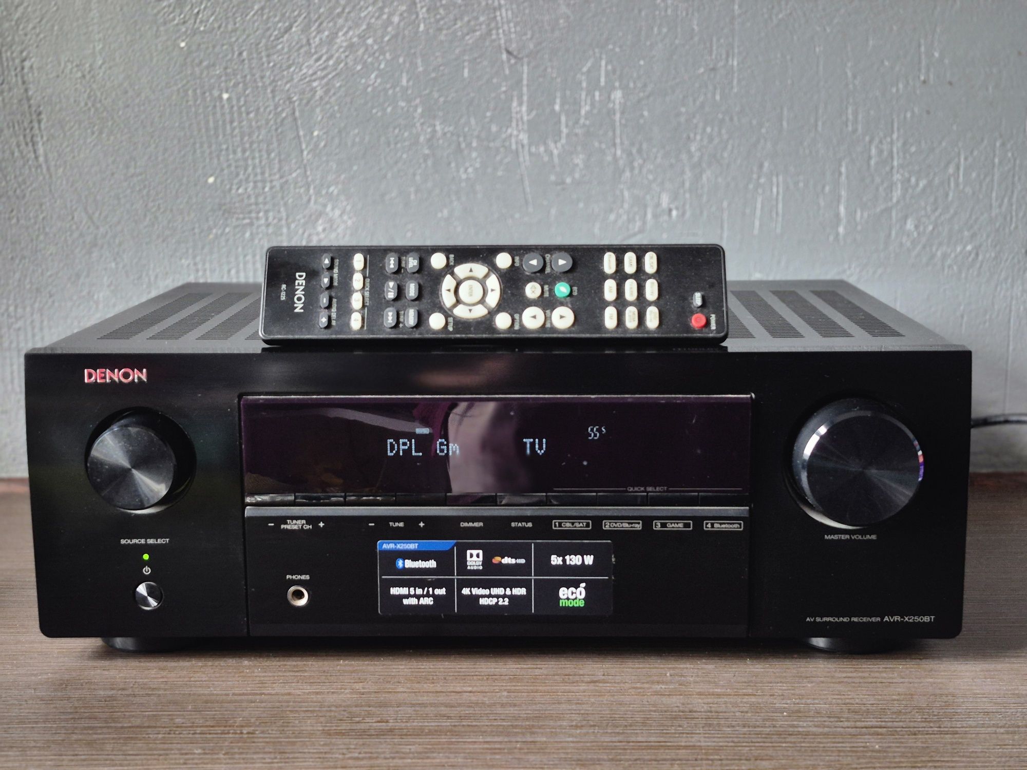 Amplituner Denon AVR-X250BT 5.1 świetny stan