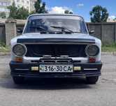 ВАЗ 21011 Жигулі автомобіль