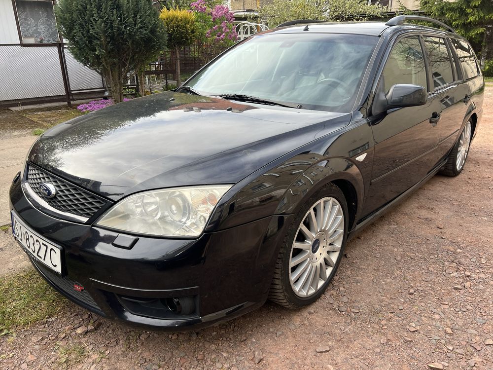 Ford Mondeo Mk3 ST220 3.0 V6.