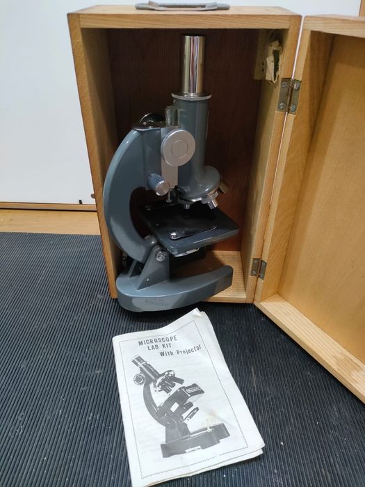 Microscópio Vintage 80x a 1200x