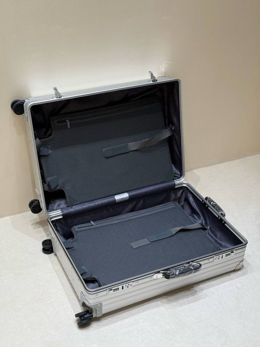 Чемодан Rimowa 925 series максимальна якість виконання валіза не ручна