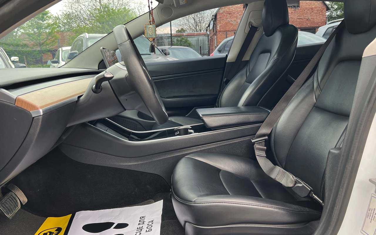 Tesla Model 3 2019