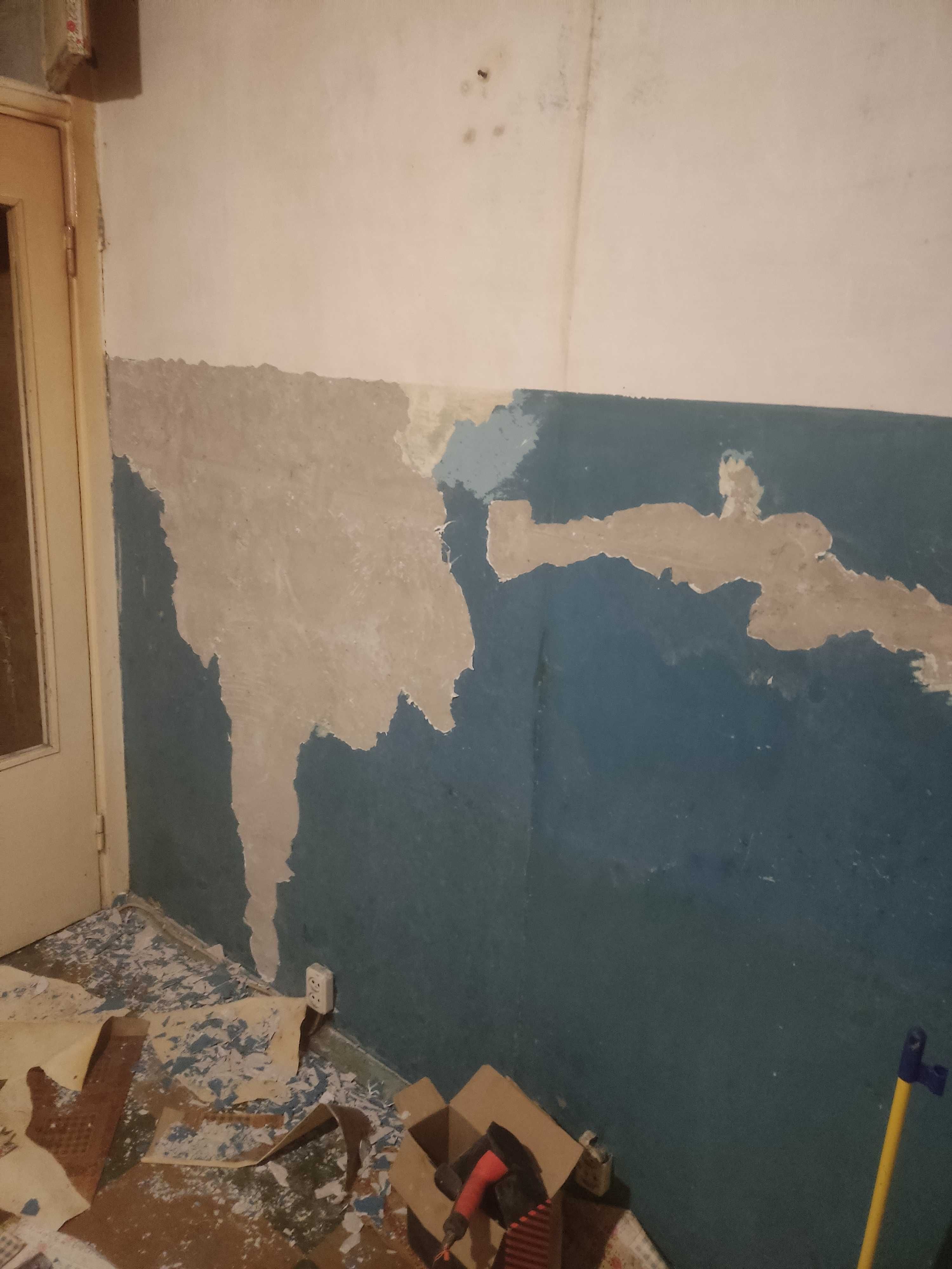 Демонтаж плитки, стяжки, штукатурки. Вивезення сміття