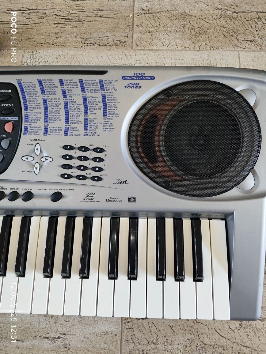 Синтезатор Casio CTK-671 динамічні клавіші.