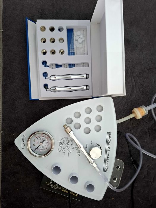 Diamond dermabrasion