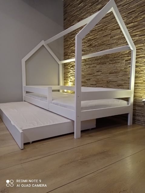 Łóżko domek z szufladą na materac