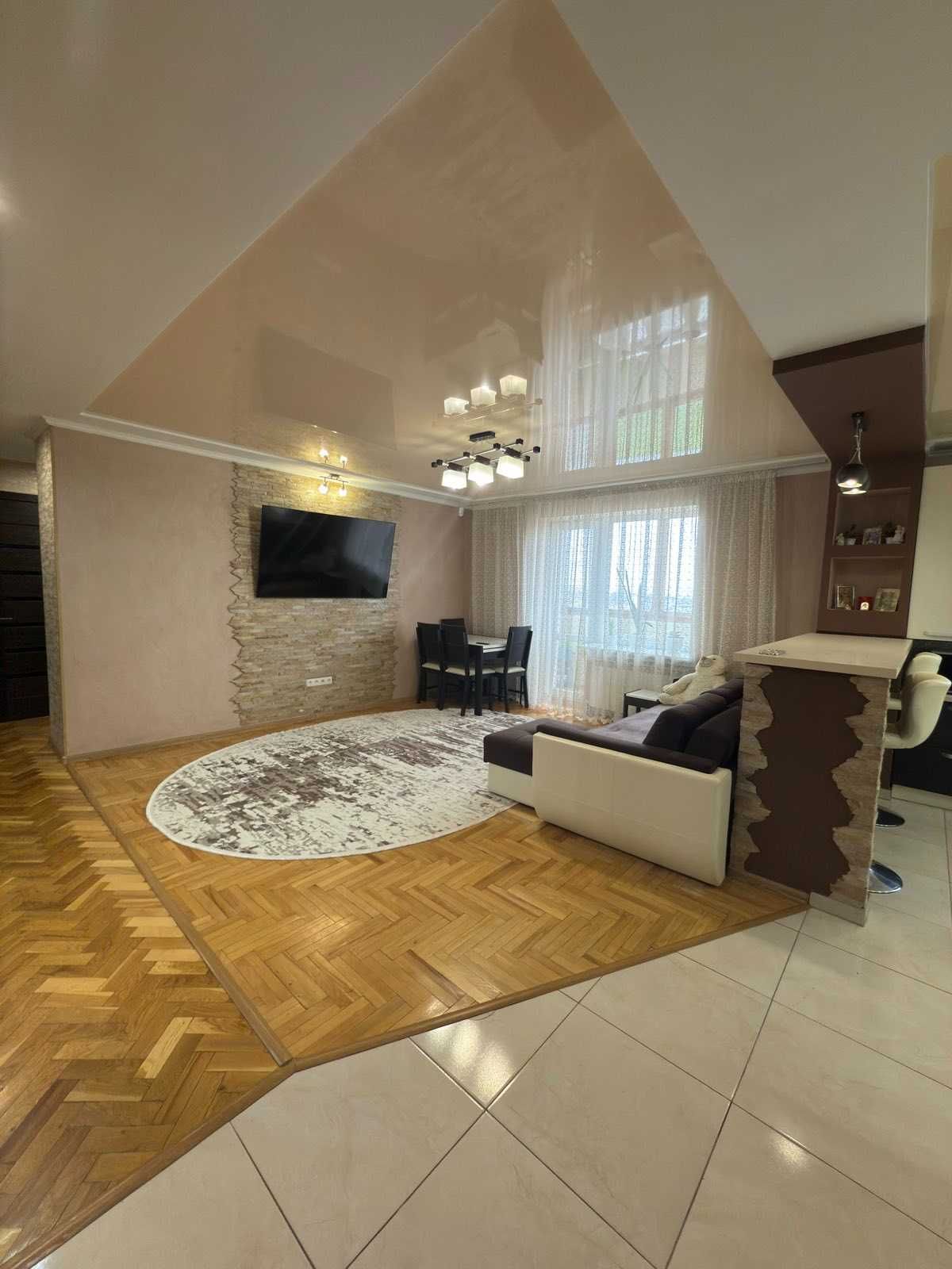 Продаж 3 кім. квартири 69.5 м2, вул. Самбірська, м.Дрогобич