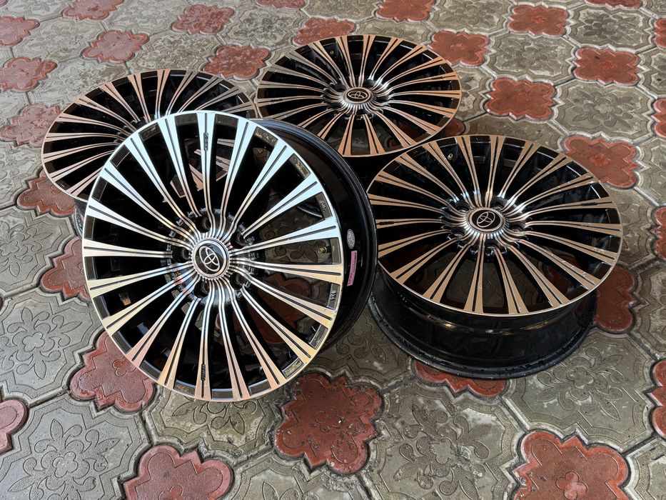 Литые диски R17 5x114.3 Тойота Хонда Ниссан Мазда Киа Хюндай Рено