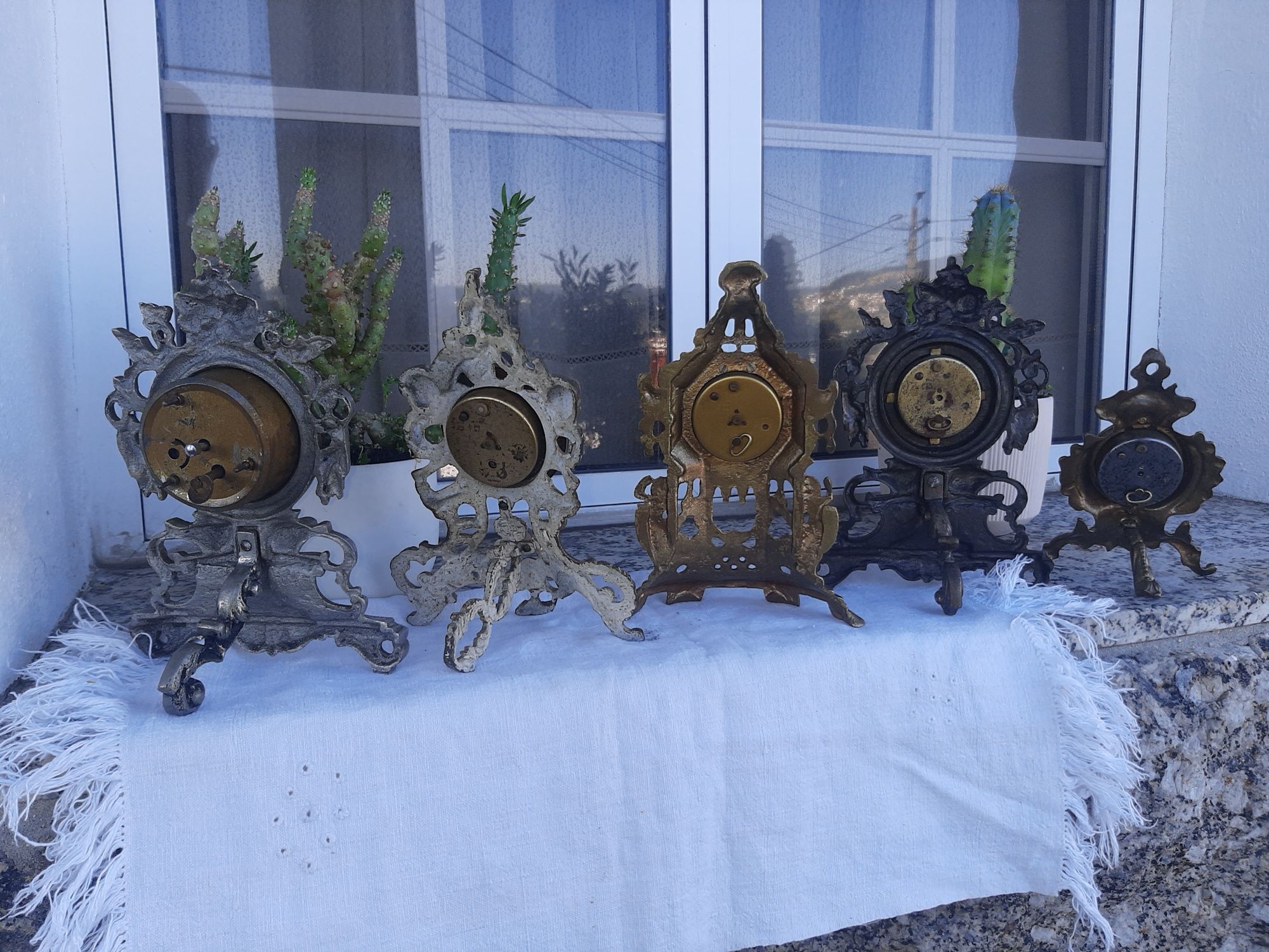 Lote de  Relógiosde Corda Vintage Todos a Funcionar