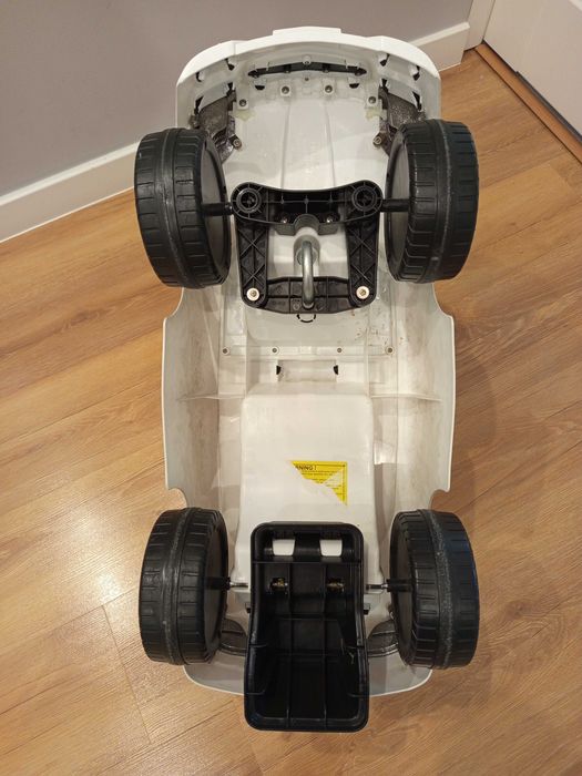 Autko samochodzik jeździk Mercedes Benz