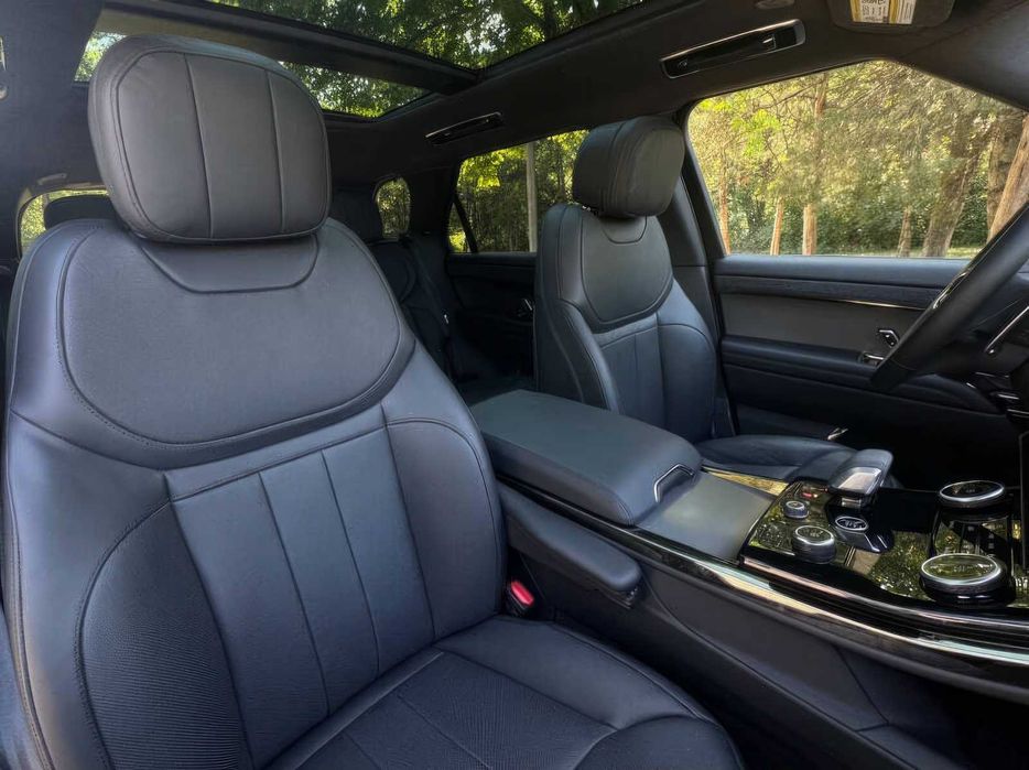 Land Rover Range Rover Sport P400 Dynamic SE      2023