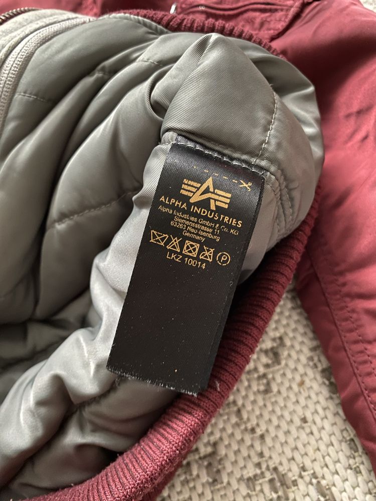 Бомбер Alpha Industries