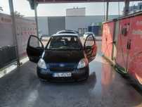 Toyota Yaris jedynka