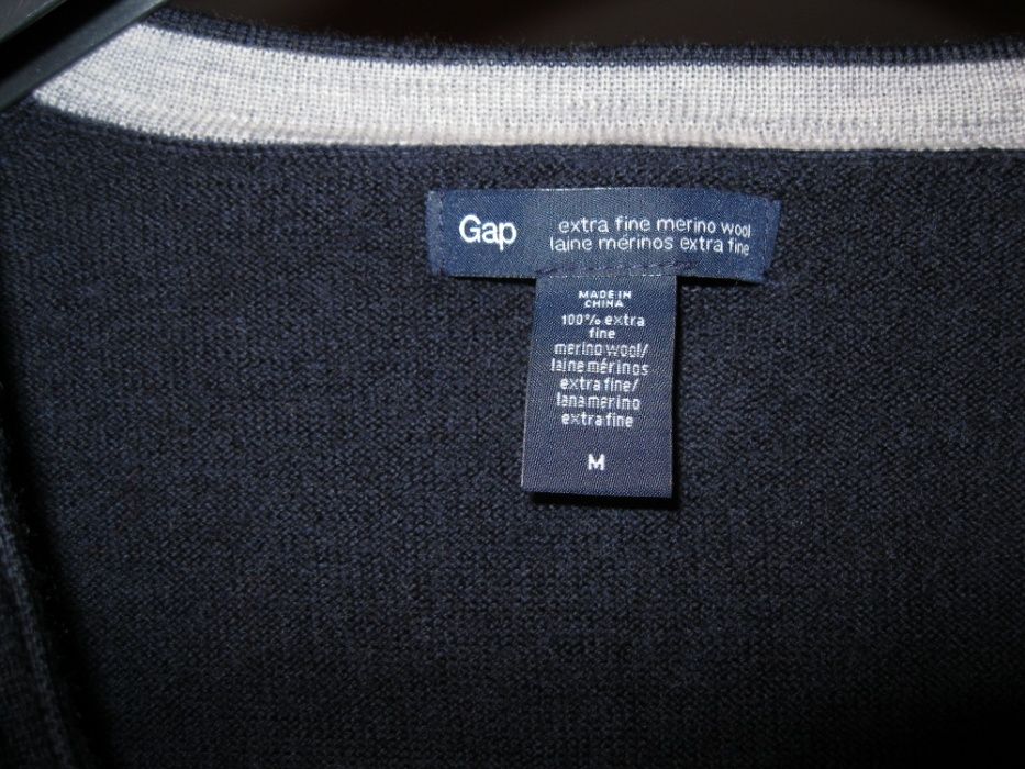 Продам кардиган кофту Gap мериносовая шерсть