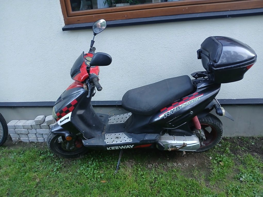 Skuter Keeway Ry8