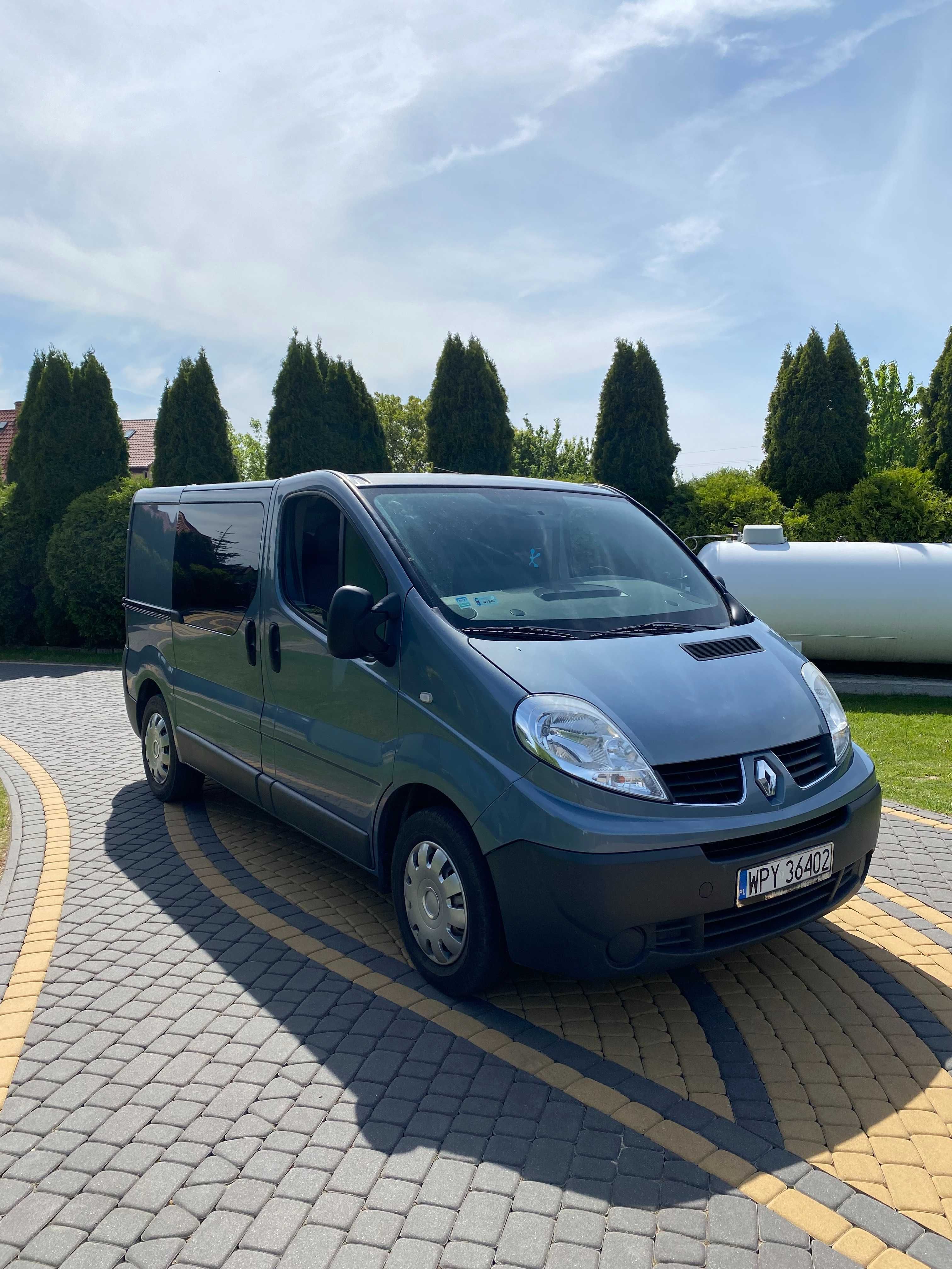 Renault TRAFIC 6-osobowy