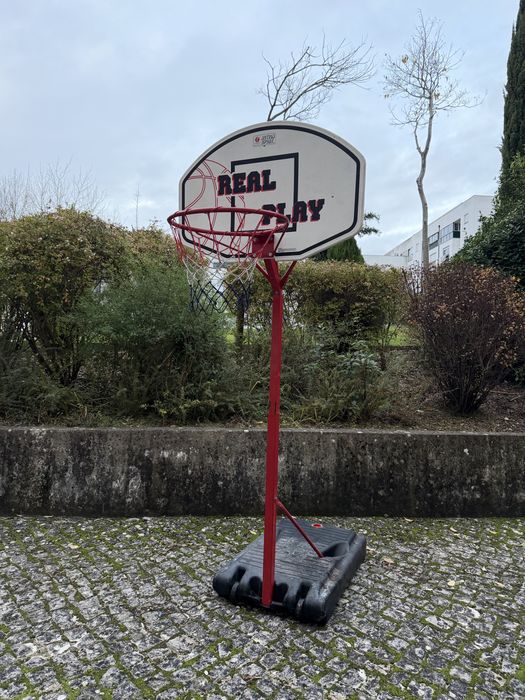 Cesto / tabela de basquetebol portátil – “Real Play”