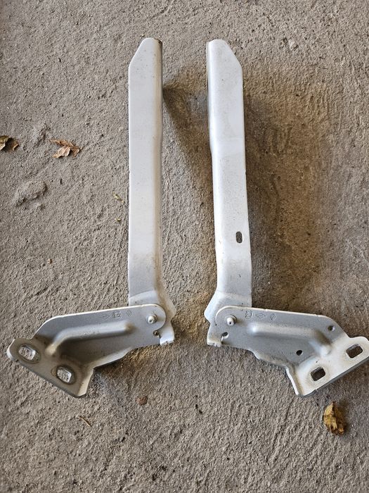 Zawiasy maski renault master 3