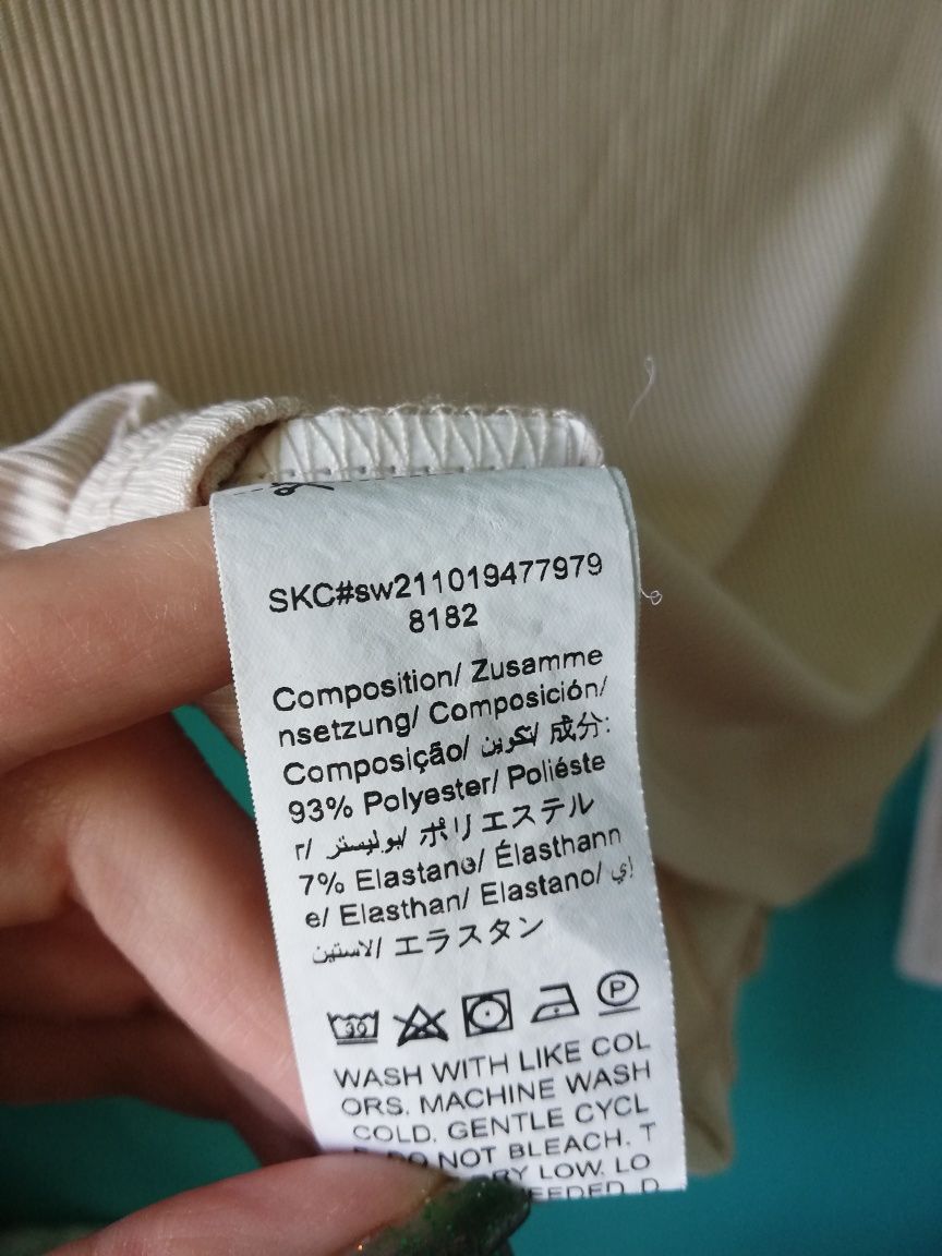 Krótki beżowy top z długim rękawem XS Shein lato impreza prążki