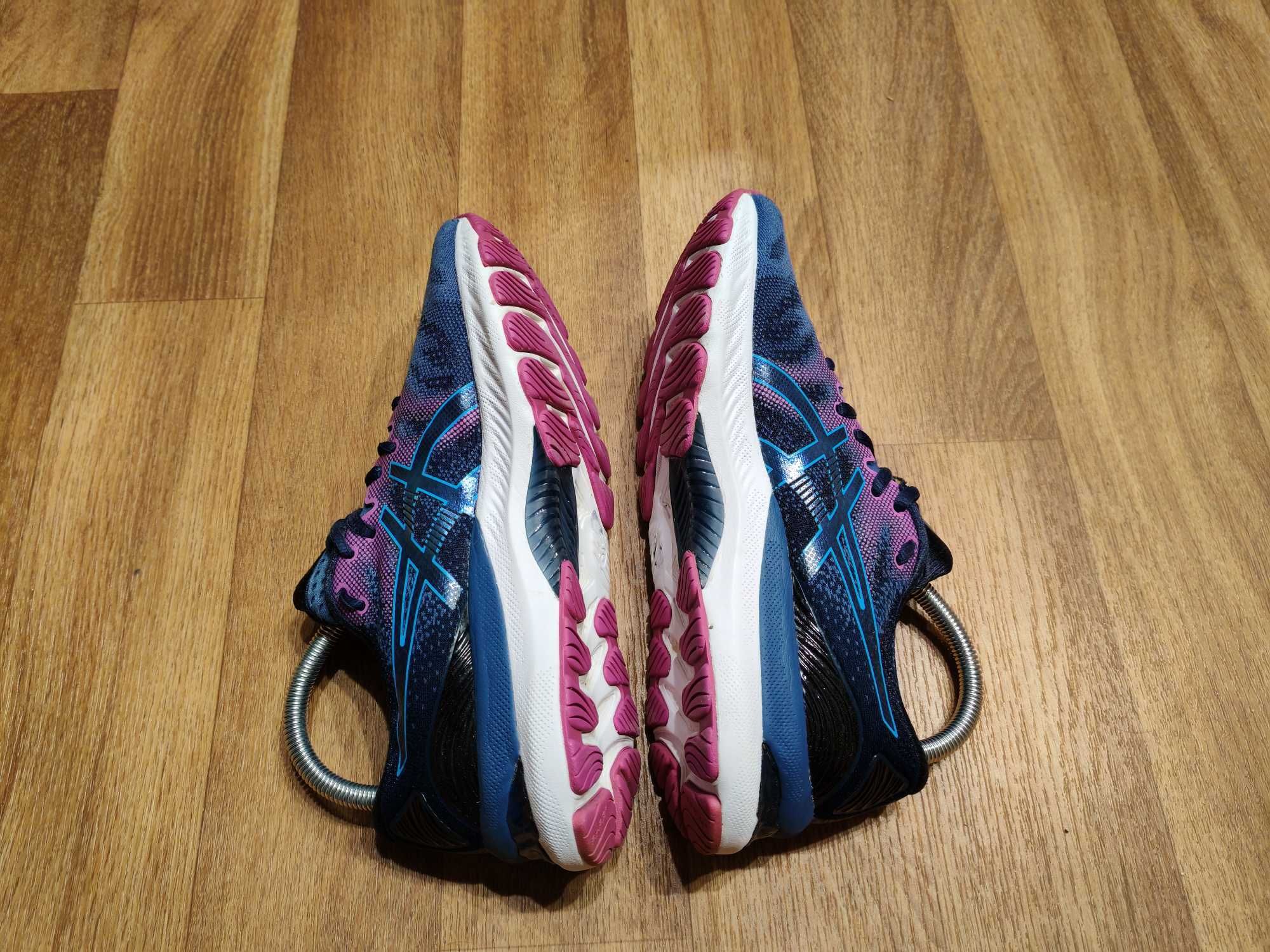 Кроссовки Asics Gel Nimbus 23