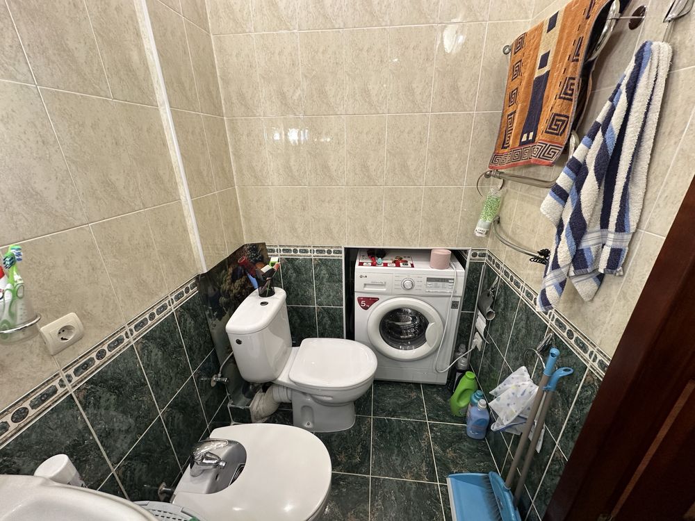 Продаж 3 кім. квартири у центрі, ремонт, меблі, АГВ