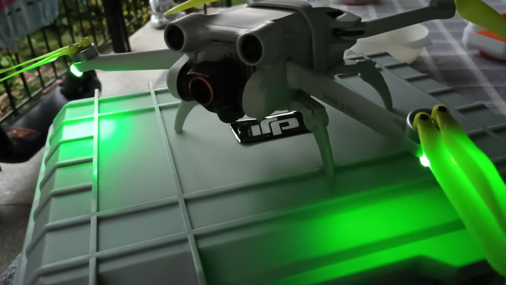 Dron Dji MiniI 3 PRO