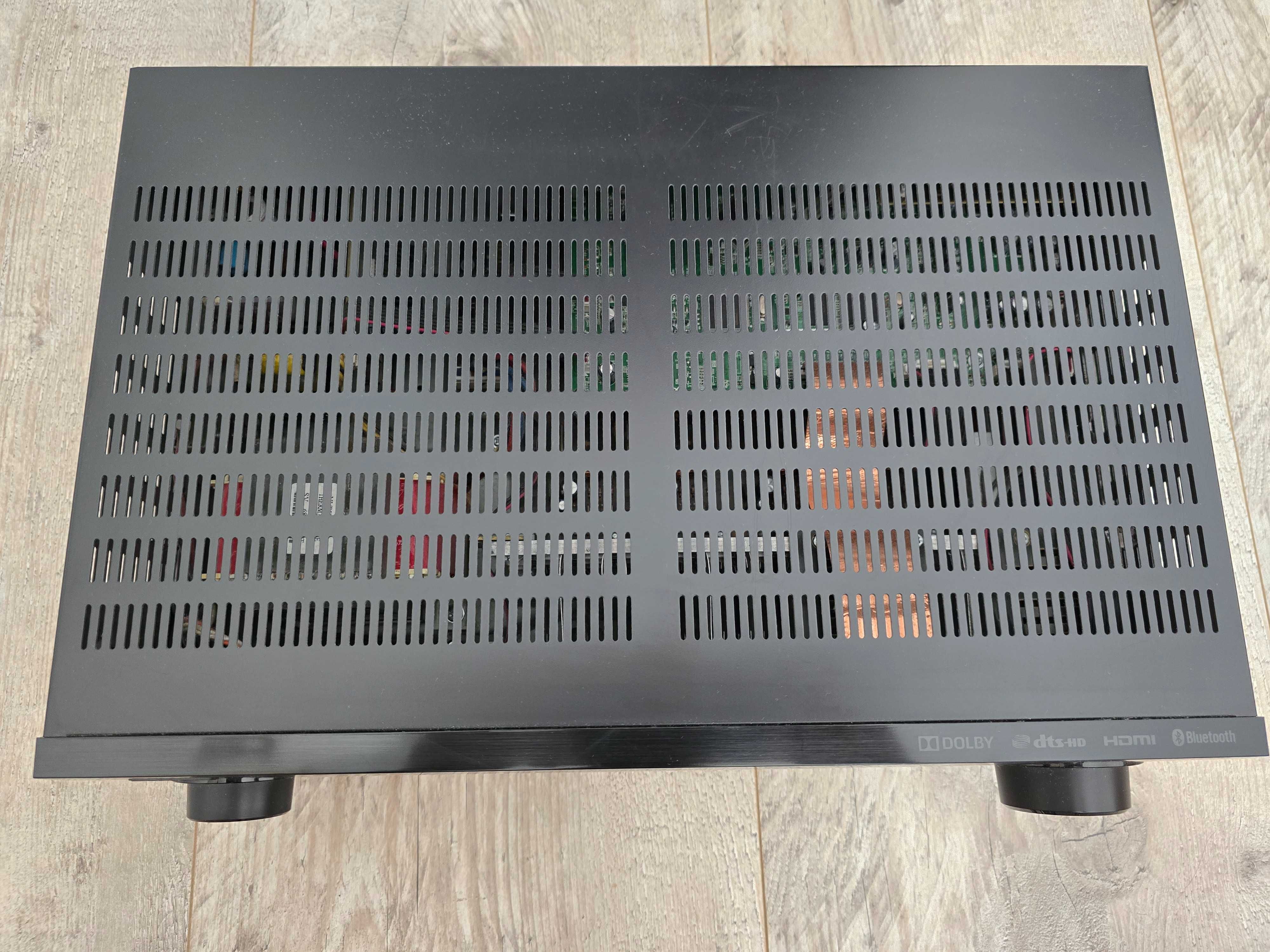 Sprzedam amplituner Denon AVR-X520BT w bardzo dobrym stanie