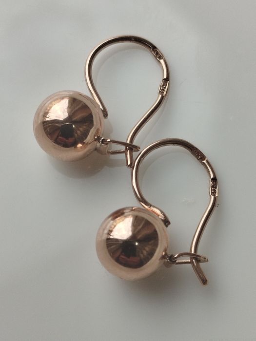 Золотые серьги 583 СССР  Золоті радянські сережки