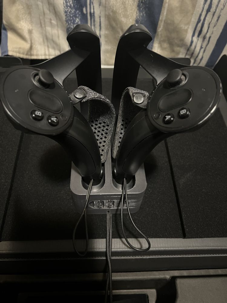 Valve Index Gogle VR (Zestaw + Adpter + stacja ładująca do knucklesy)