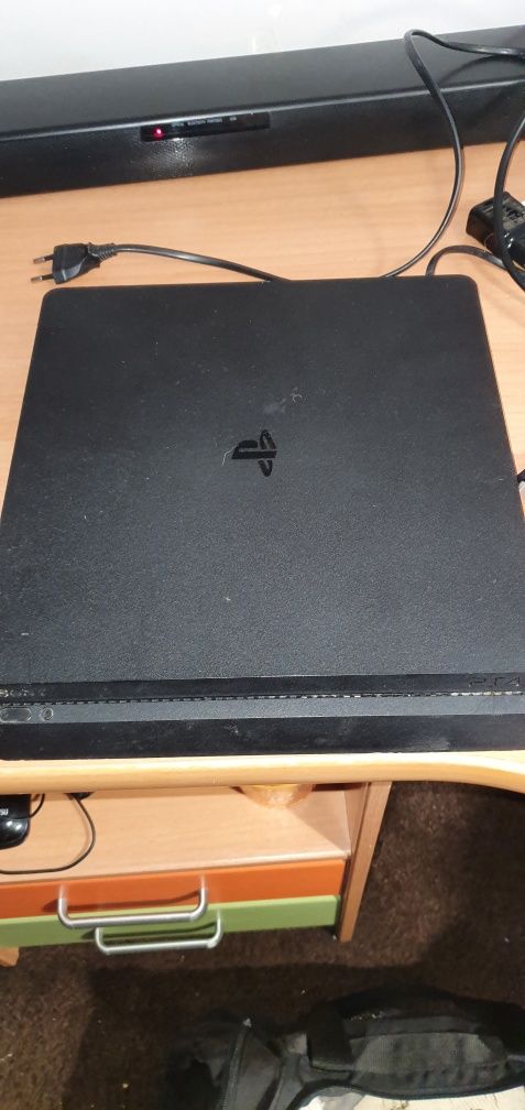 Vendo playstation 4