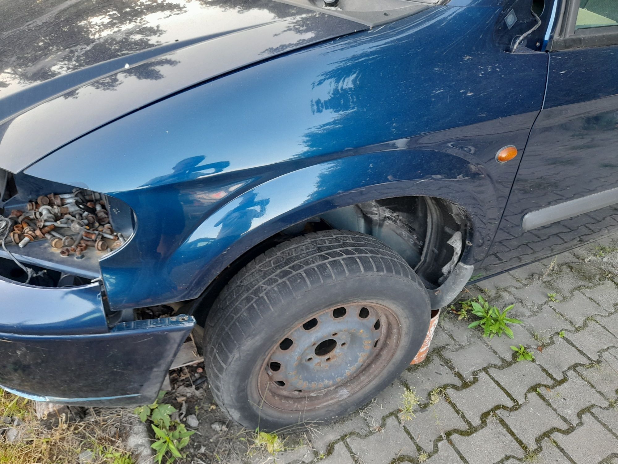 Błotniki przód  Mix kolorów. Chrysler voyager