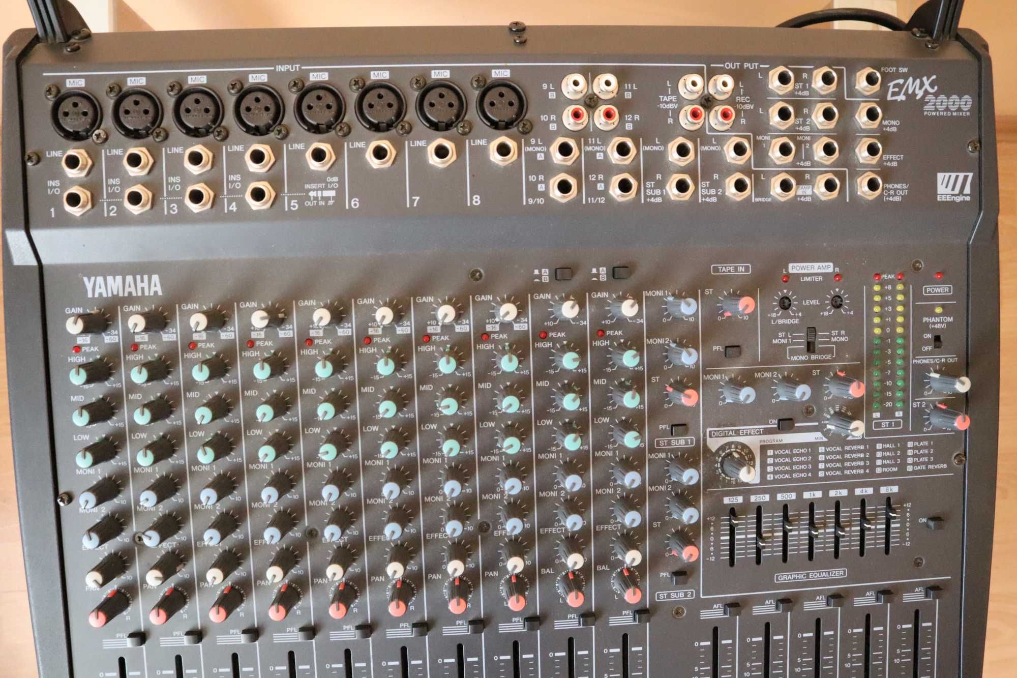 Yamaha EMX2000 Powermixer