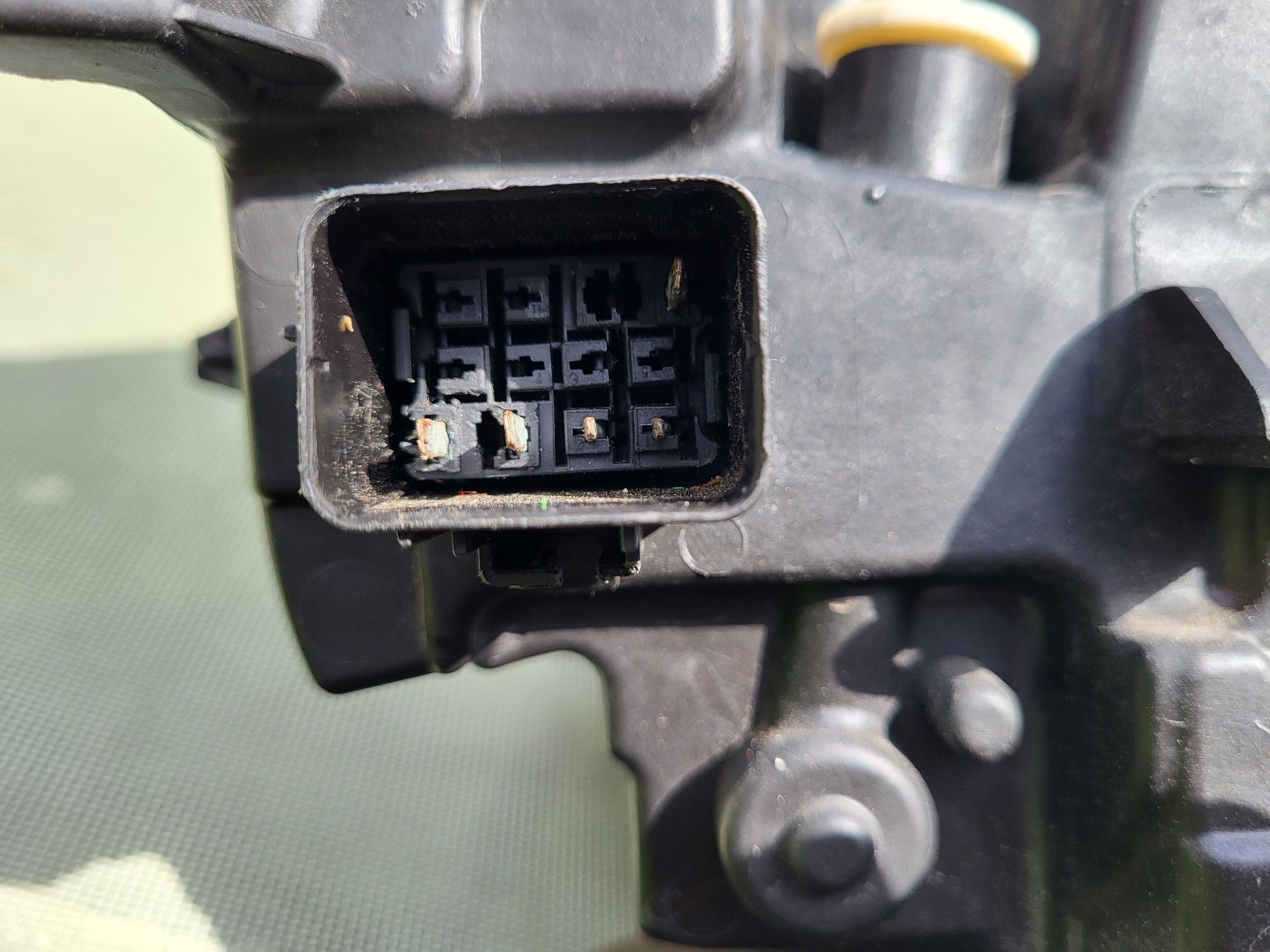 Lampa lewa Xc 60 full led