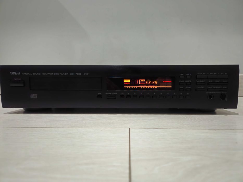 Odtwarzacz Cd Yamaha Cdx-730