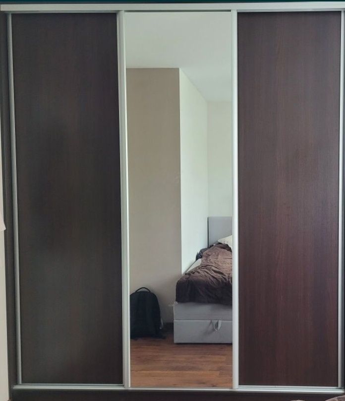 Szafa przesuwna w zabudowie